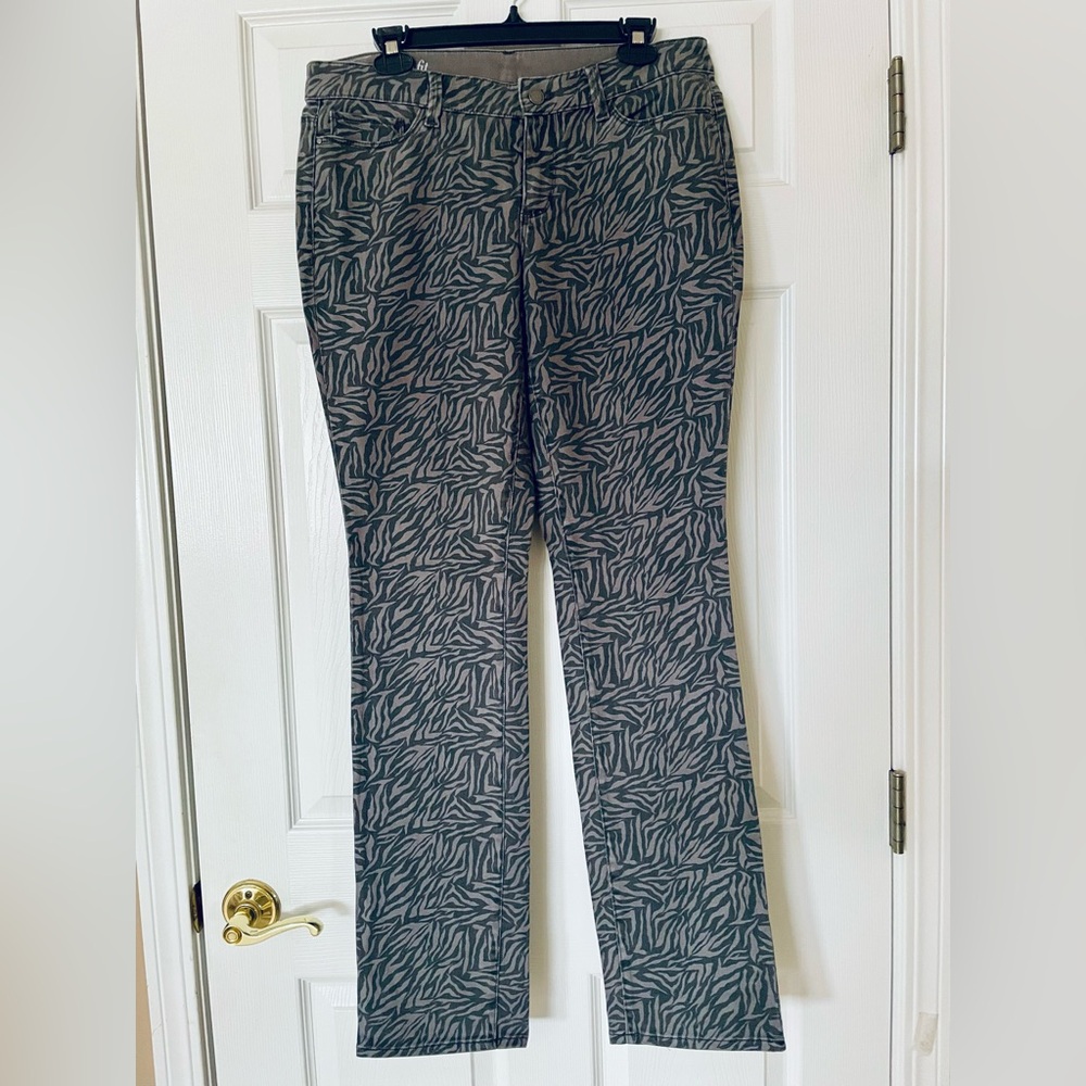 🖤 Ann Taylor Zebra Print Slim Jeans Modern Fit Printed Denim
